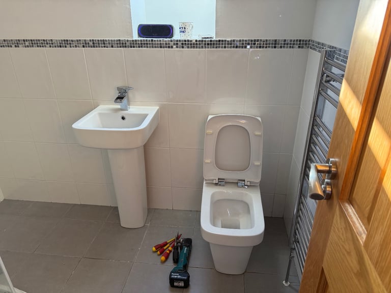 image for Corner shower unit, toilet and sink - Free - buyer collects