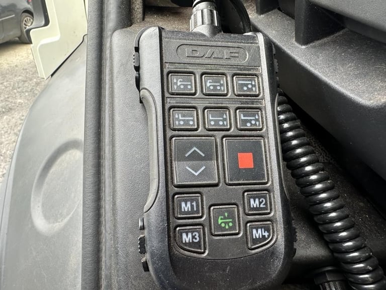 2021 (71) DAF CF 410 4X2 18T BEAVERTAIL