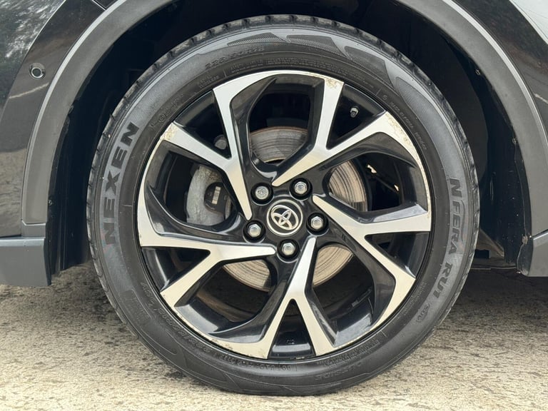 TOYOTA C-HR 1.8 VVT-h Design 2021