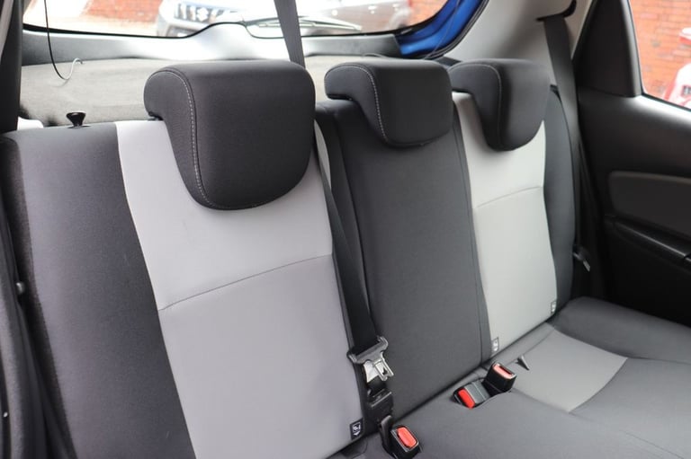 2019 Toyota Yaris 1.5 VVT-i Icon Tech 5dr HATCHBACK PETROL Manual