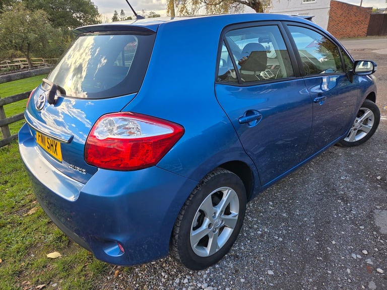Toyota, AURIS, TR VVTI Hatchback, 2011, Manual, 1329 (cc), 5 doors