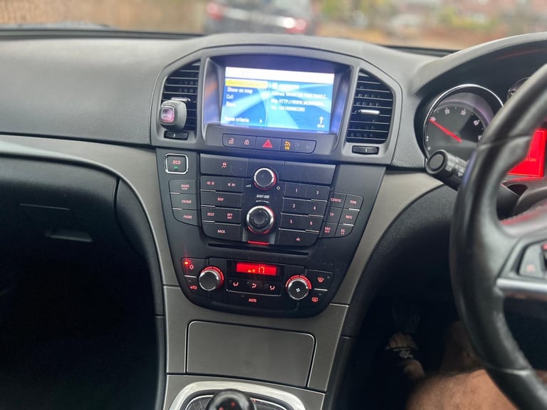 Vauxhall, INSIGNIA, Hatchback, 2013, Manual, 1956 (cc), 5 doors