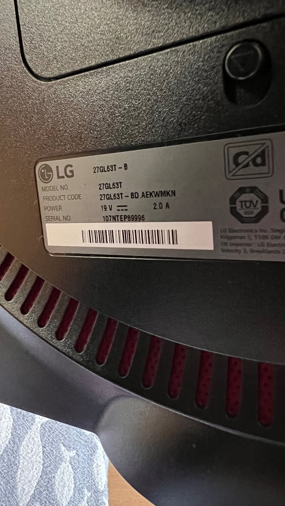 2 x LG UltraGear 27GL63T-B Gaming Monitor 27-inch FHD 1920x1080 144Hz Ims