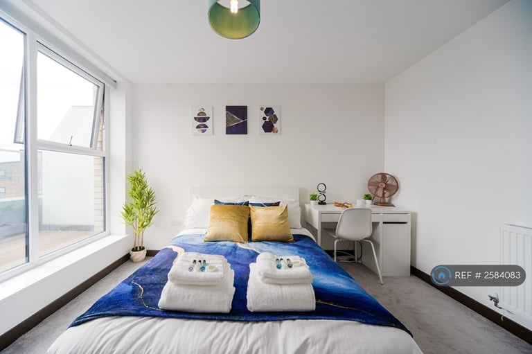 2 bedroom flat in James Smith Court, Dartford, DA1 (2 bed) (#2584083)