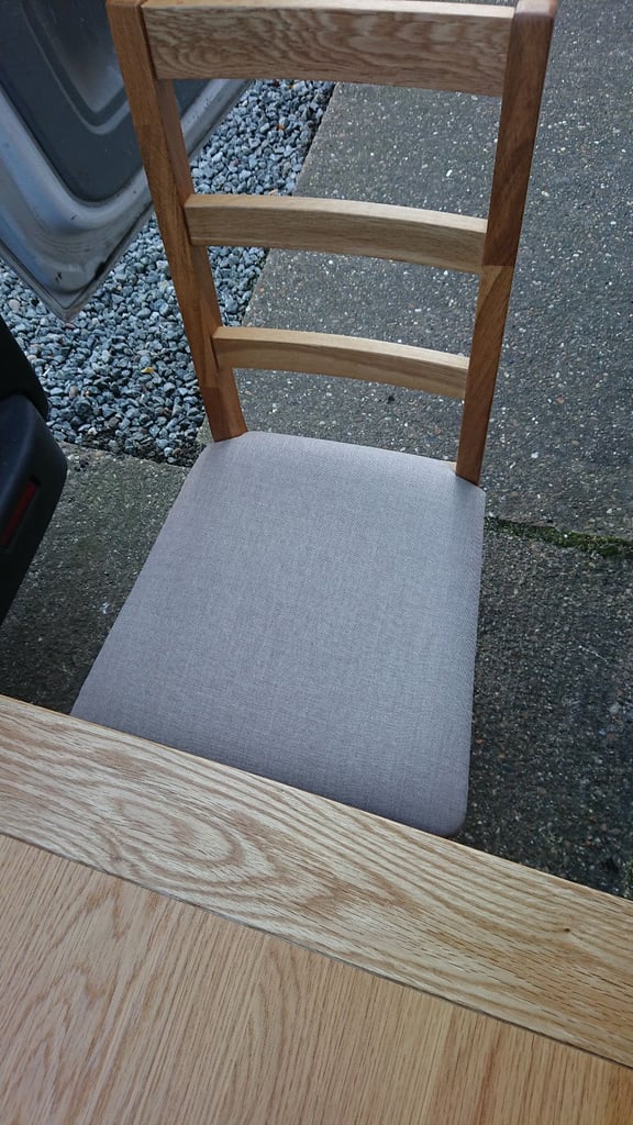 Oak extendable dining table and 4 chairs