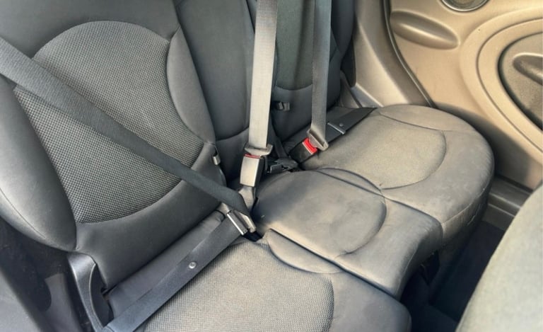 MINI Countryman 1.6 Cooper D (Diesel) – MOT until June 26 & Low Running Costs