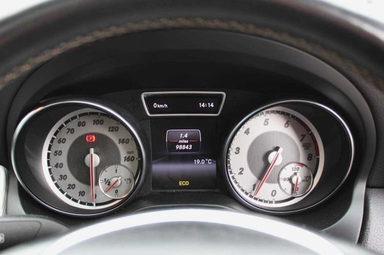 2014 Mercedes-Benz CLA CLA 180 Sport 4dr Manual Saloon Petrol Manual