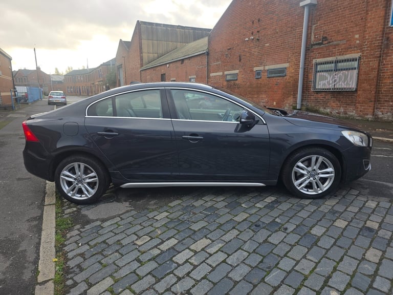 2010 Volvo S60 D5 [205] SE Lux 4dr SALOON Diesel Manual