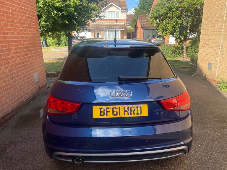 Audi, A1, Hatchback, 2011, Manual, 1598 (cc), 3 doors