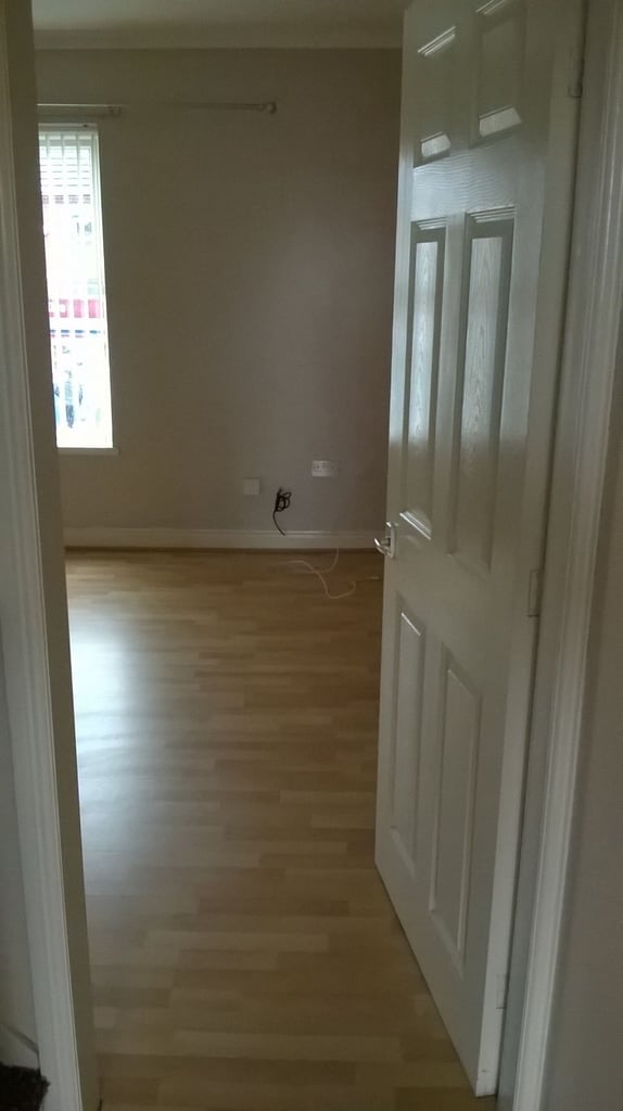 2 bedroomed flat to let - Bentley. DN5 9TJ