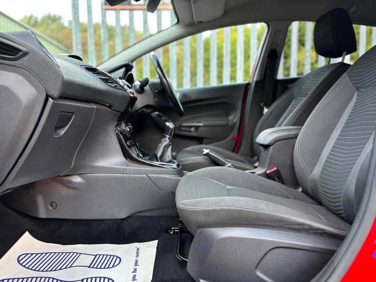2016 Ford Fiesta 1.0 Fiesta Titanium 5dr Hatchback Petrol Manual
