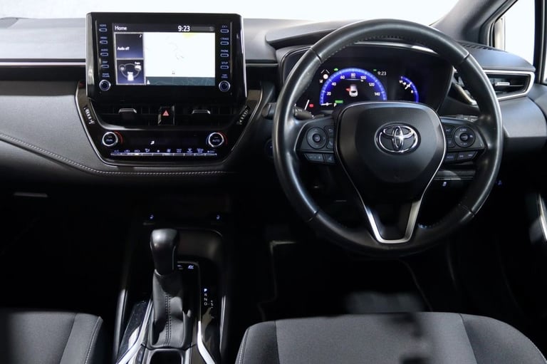 2020 Toyota Corolla 2.0 VVT-h Design Hatchback 5dr Petrol Hybrid CVT Euro 6 (s/s) (184 ps) Hatchb...