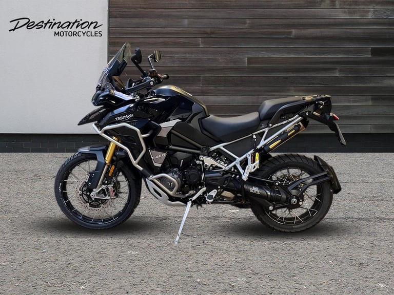 2025 Triumph Tiger 1200 RALLY EXPLORER STANDARD COLOUR Petrol black 6 Speed