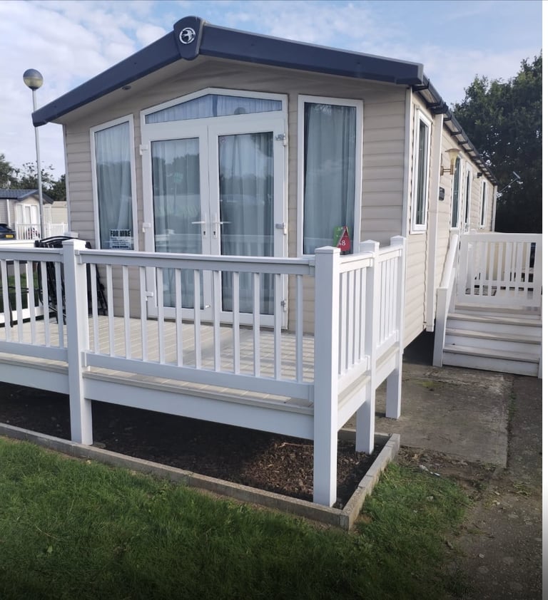 CARAVAN FOR HIRE HAVEN CAISTER ON SEA GREAT YARMOUTH NORFOLK 