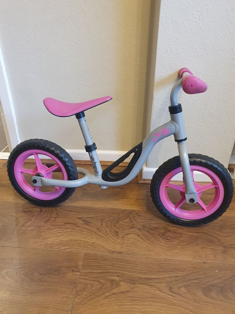 image for Chillafish Kids Balance Bike - Pink - Excellent Condition