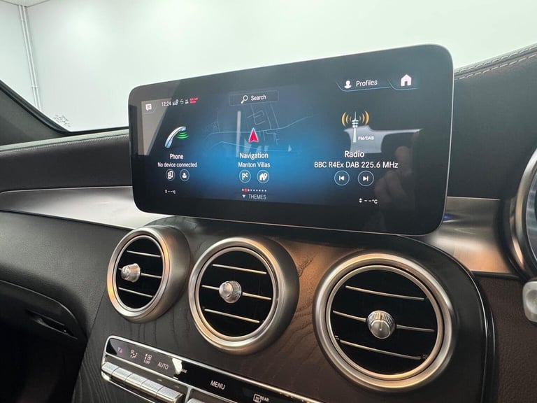 MERCEDES-BENZ GLC 2.0 GLC300d AMG Line (Premium Plus) Coupe G-Tronic+ 4MATIC