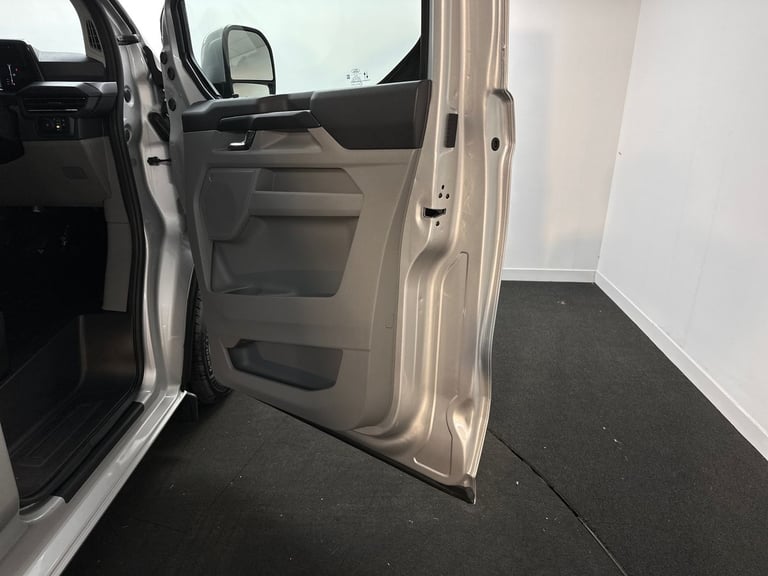 2025 Ford Transit Custom 300 SWB 2.0 Tdci Limited 136PS Van Diesel Manual