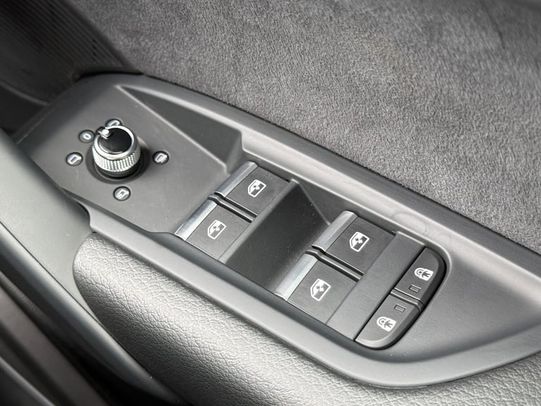 2024 Audi Q5 2.0 TFSIe 50 S line SUV 5dr Petrol Plug-in Hybrid S Tronic quattro Euro 6 ( ESTATE P...