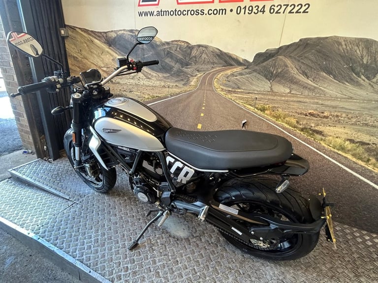 DUCATI SCRAMBLER ICON 800 2023, 8K MILES, EXCELLENT CONDITION, (ATMOTORCYCLES) 