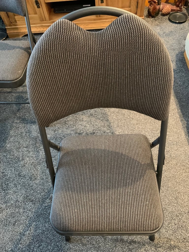 2 x folding chairs 1 x folding table 