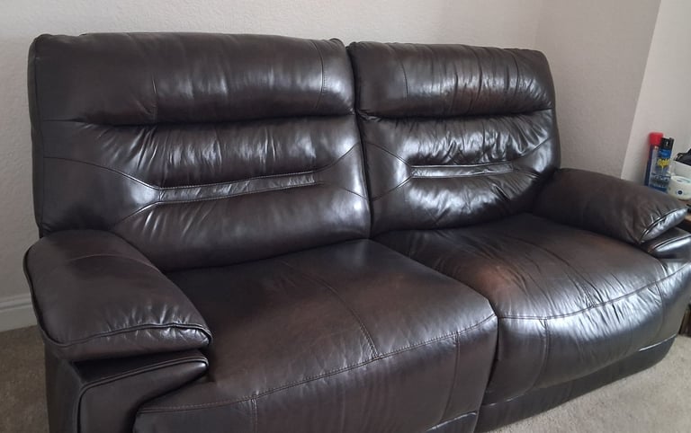 image for Brown Leather Reclining Sofas