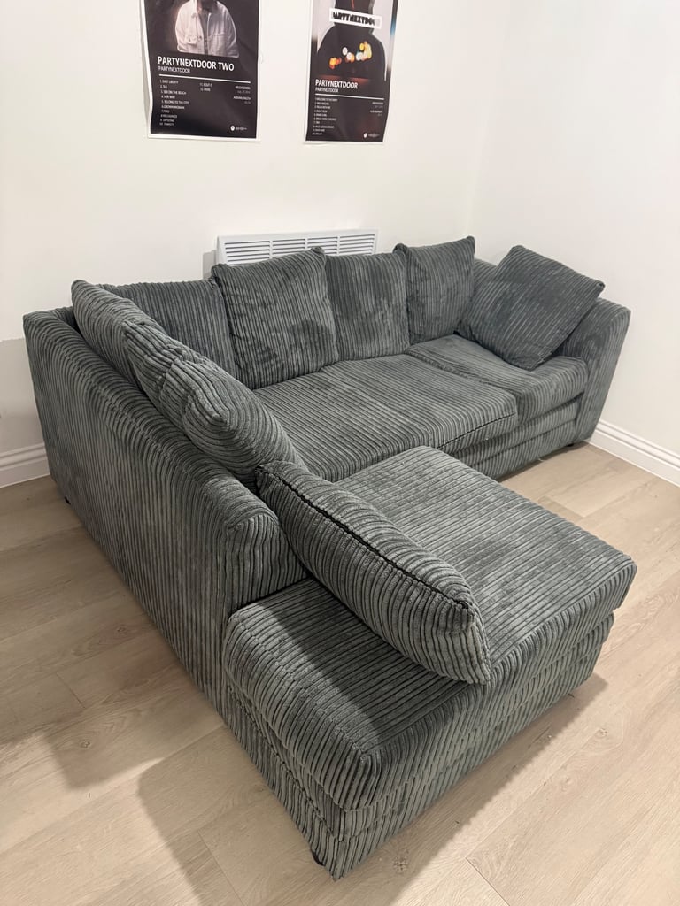 GREY L SHAPE SOFA 