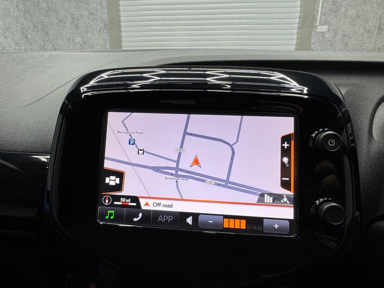 2016 Toyota AYGO 1.0 VVT-i x-cite x-shift Euro 6 5dr HATCHBACK Petrol Automatic