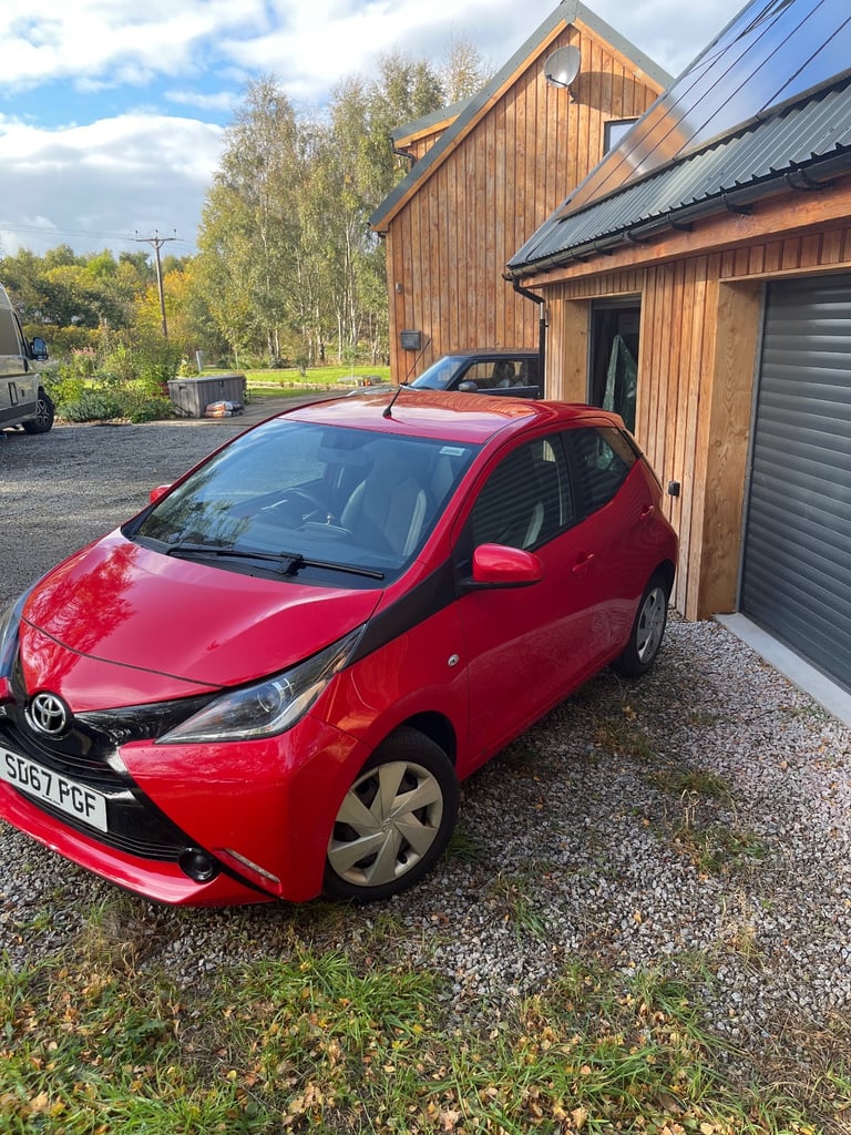 Toyota, AYGO, Hatchback, 2017, Manual, 998 (cc), 5 doors
