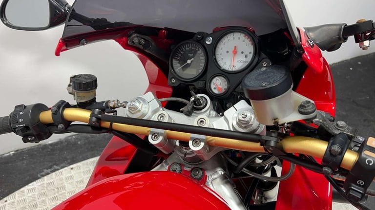 Honda VTR 1997 27K NEW MOT SERVICED 1000CC VTWIN SPORTS BIKE