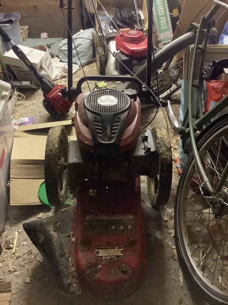 image for Tondu 4-stroke Petrol engine Wheeled Trimmer