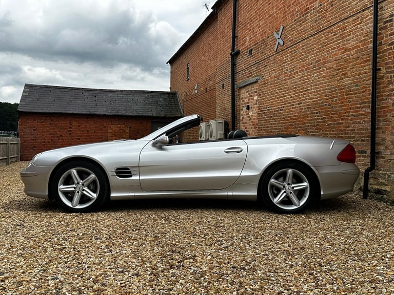 2005 Mercedes-Benz SL 500 Auto. Just 41,000 Miles From New. Panoramic Roof.