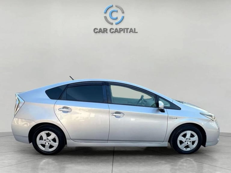 2013 Toyota Prius  1.8 VVT-h T Spirit CVT Euro 5 (s/s) 5dr Hatchback HYBRID ELECTRIC Automatic
