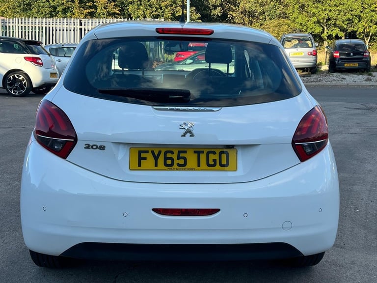 2015 Peugeot 208 1.2 PureTech 82 Active 5dr HATCHBACK Petrol Manual
