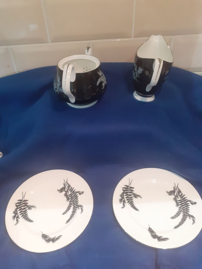 Rare Royal Albert China Night & Day, Teapot, Sugar Bowl, 2 Cups & 2 Saucers & 2 Side Plates 