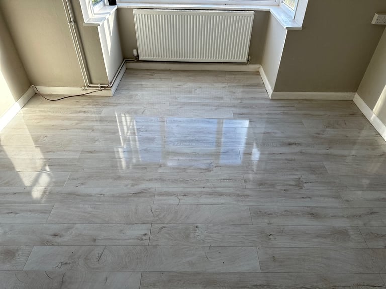 Laminate Herringbone Vinyl Flooring Paint Wallpaper Wall panelling 