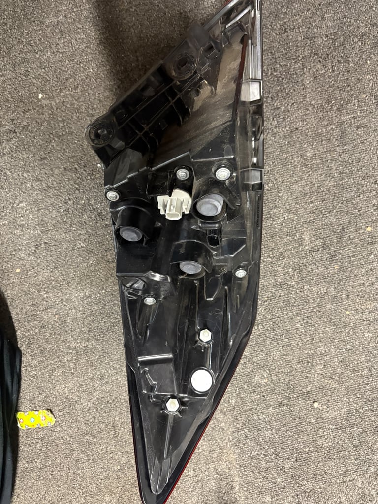 HONDA CIVIC MK11 LED LIGHT LAMP REAR RIGHT DRIVER 2022 on W6590A 33500-T43-J01