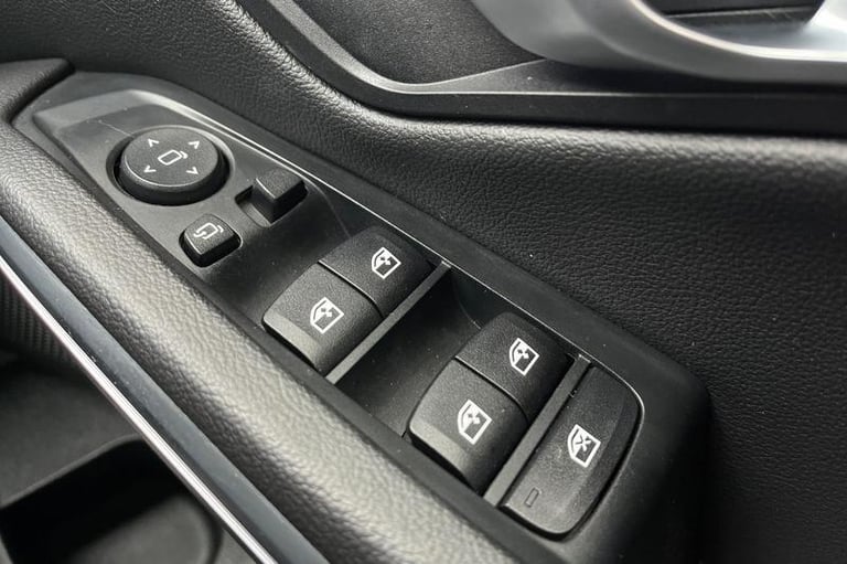 2021 BMW 3 Series 3.0 M340d MHT Saloon 4dr Diesel Hybrid Auto xDrive Euro 6 (s/s) (340 ps) Au Sal...