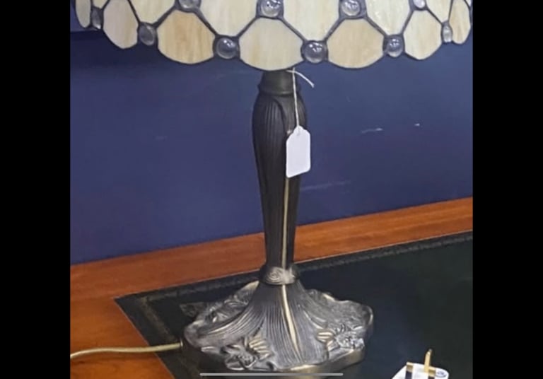 Pair of Tiffany style lamps in good working order