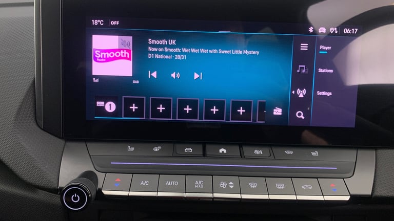 2023 Vauxhall Astra 54kWh Ultimate Hatchback 5dr Electric Auto (156 ps) Hatchback Electric Automatic