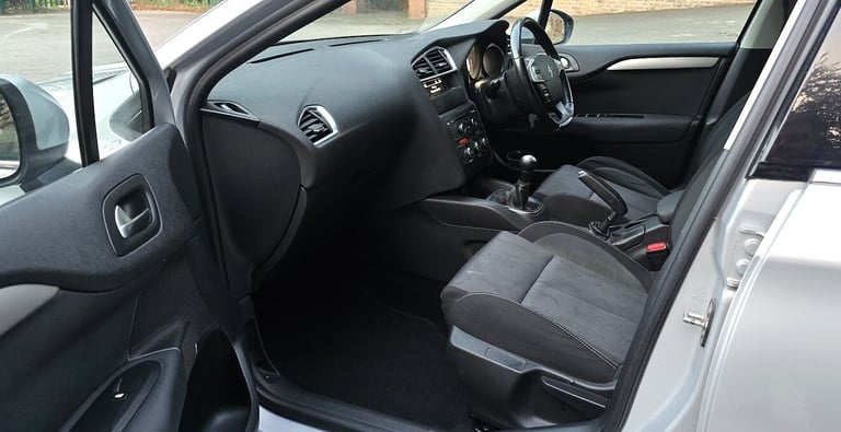 CITROEN C4 VTR+ 1.6 Hdi Diesel 2012 5dr *1 Year Warranty*