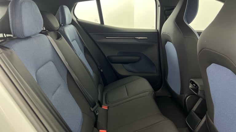 2025 Volvo EX30 Plus, Single Motor Extended Range, Electric Estate Electric Automatic