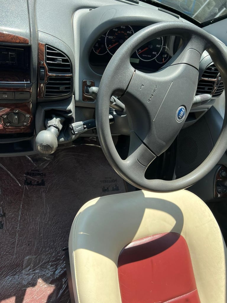 2004 - Swift Kon Tikki - 2.8ltr - 48,000 miles - 2 berth / 2 belts 