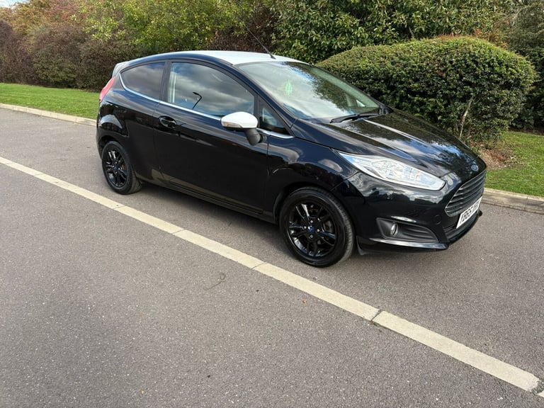 image for 2015 Ford Fiesta 1.0 EcoBoost Zetec Black 3dr HATCHBACK Petrol Manual