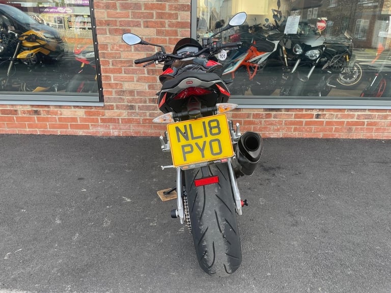 Aprilia Tuono rr 1100