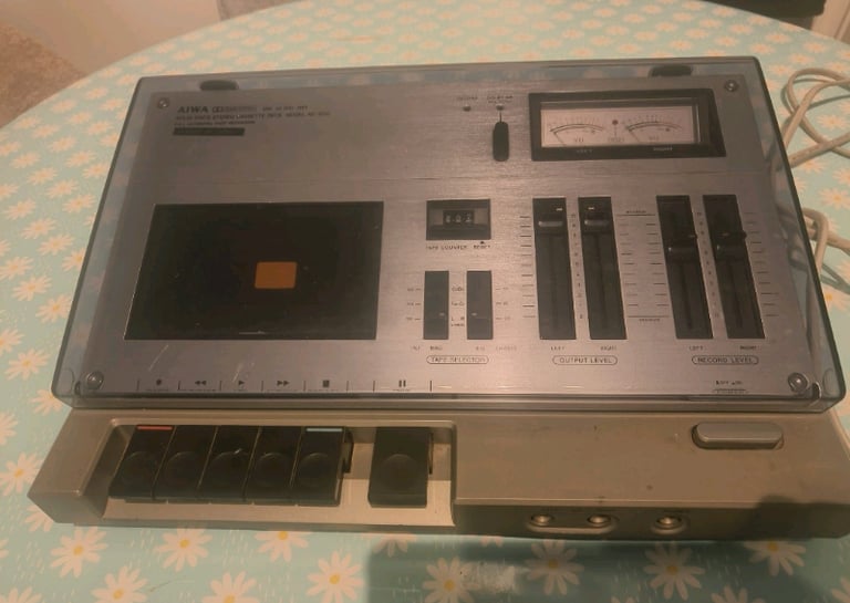 image for Aiwa AD-1250 cassette deck 