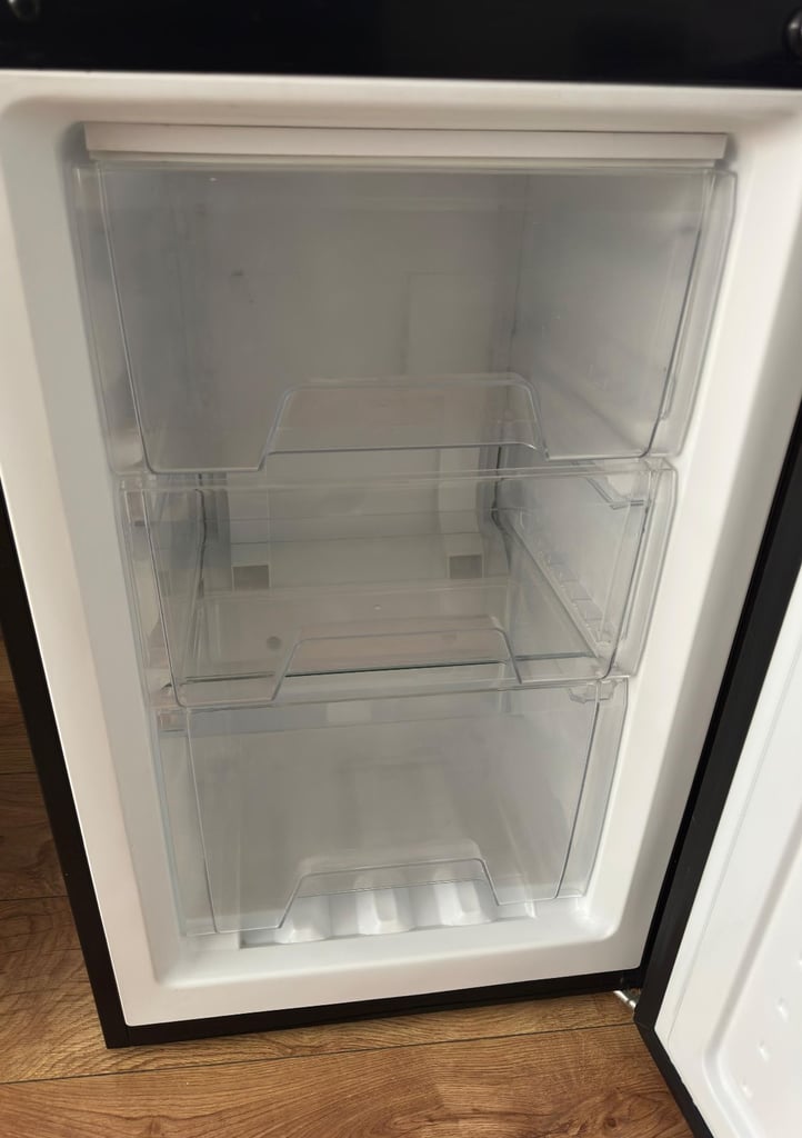 Bush Fridge Freezer Refrigerator Frost Free Black 2 Dorr Free Standing