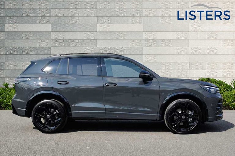 2025 Volkswagen Tiguan 2.0 TSI 265 4Motion R-Line 5dr DSG ESTATE PETROL Automatic