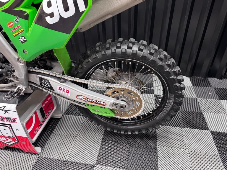 2019 KAWASAKI KXF 450 MOTO-X BIKE - 1 OWNER FROM NEW