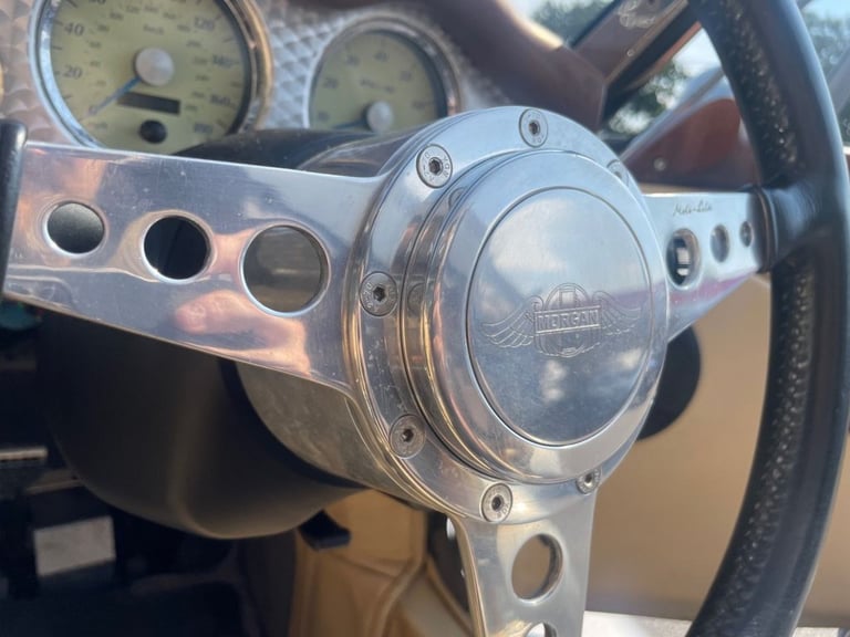 2003 52 MORGAN AERO 4.4 AERO 8 2-SEAT 2D 282 BHP