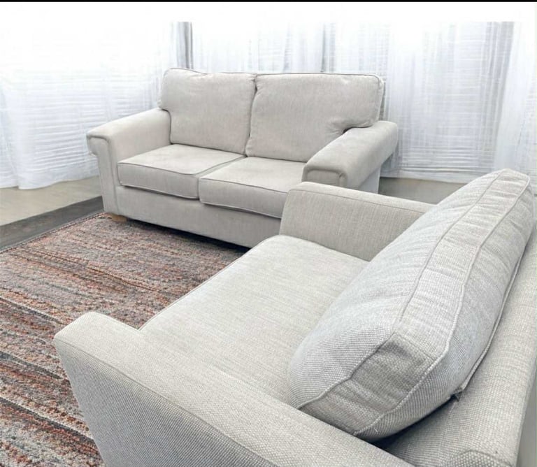 image for ❤️❤️ Beige/Cream Suite Couch Sofa ❤️❤️